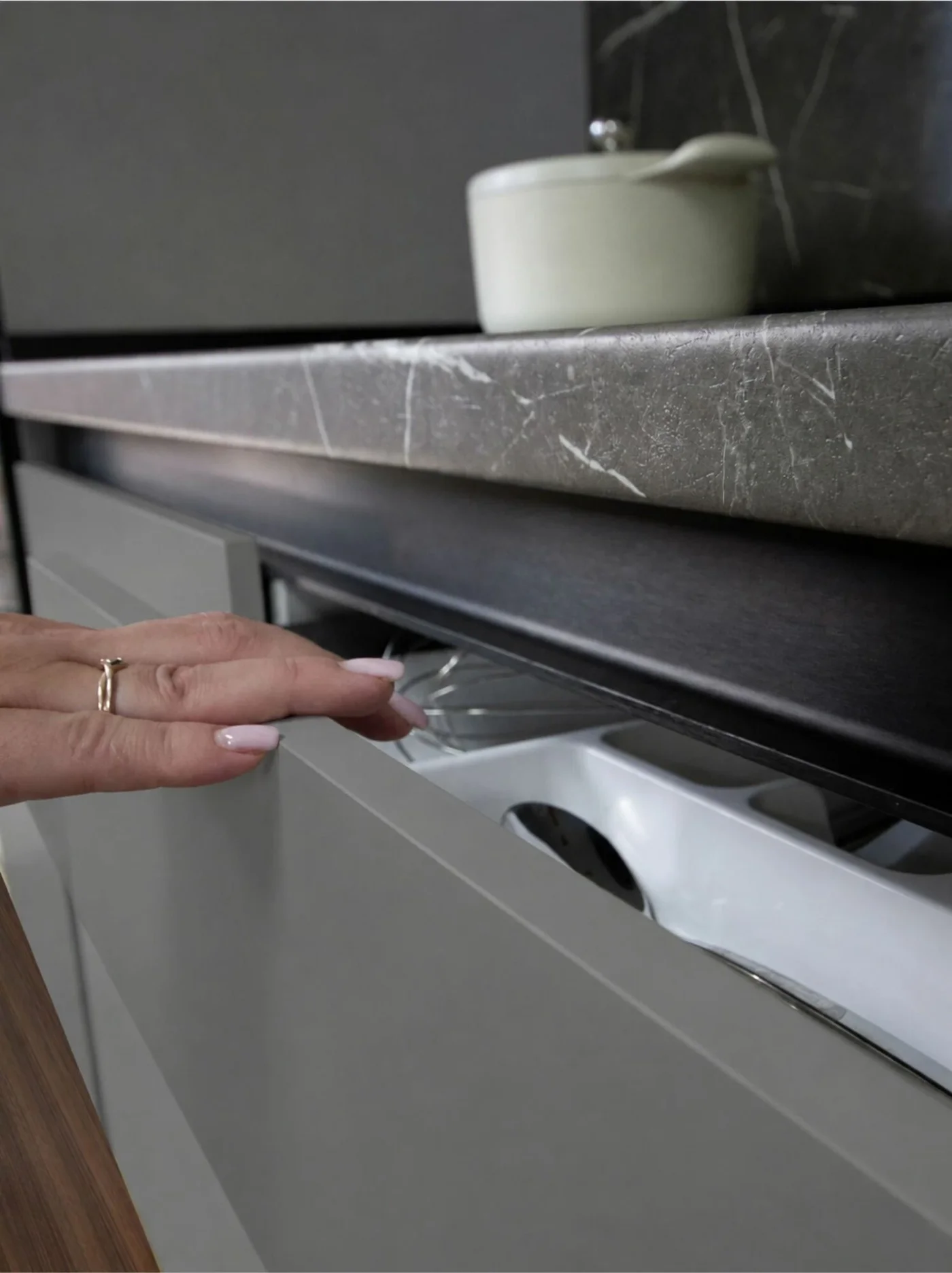 MIA by мария Кухонный гарнитур угловой КСП-05, Серый пыльный, 285х165 см высота 243 см, без столешницы